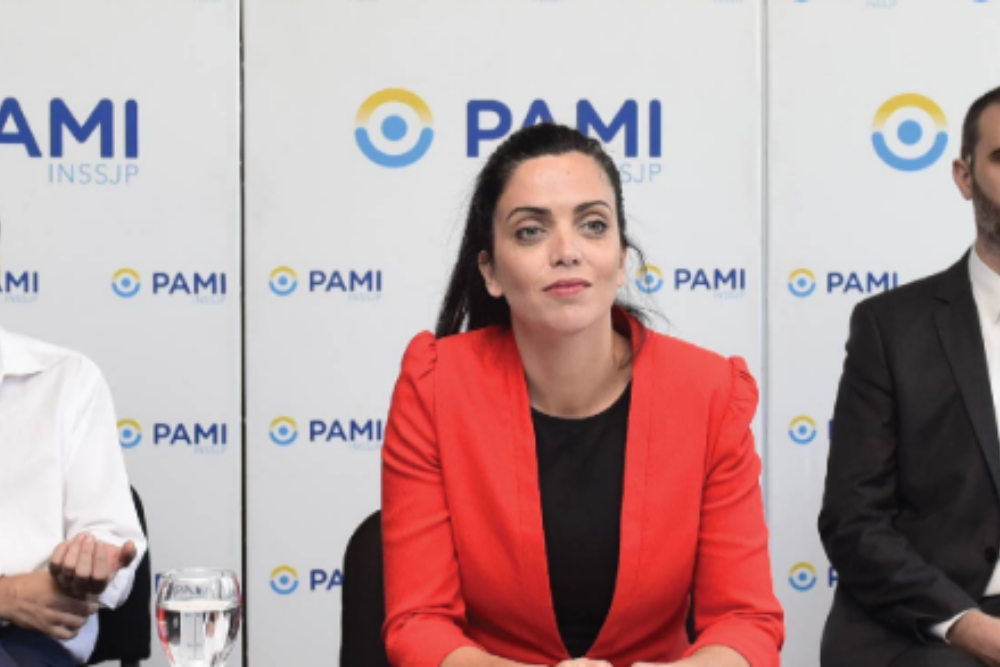 La titular de PAMI congeló salarios de funcionarios por seis meses