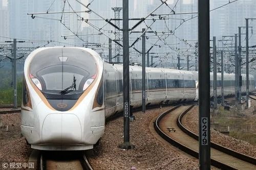 China probó con éxito el tren más rápido del mundo que alcanzó más de los 420 km/h