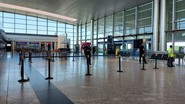 Alarma en el Aeropuerto Córdoba: operativo por amenaza con dos sospechosos en la mira