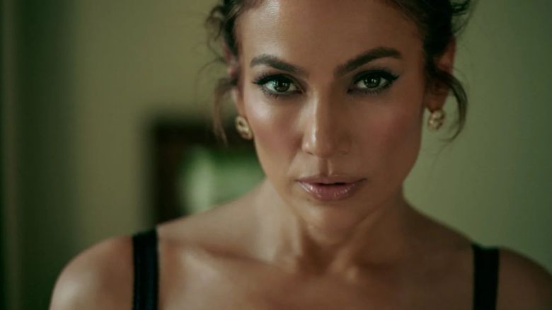 Jennifer Lopez vuelve con todo: disco y película