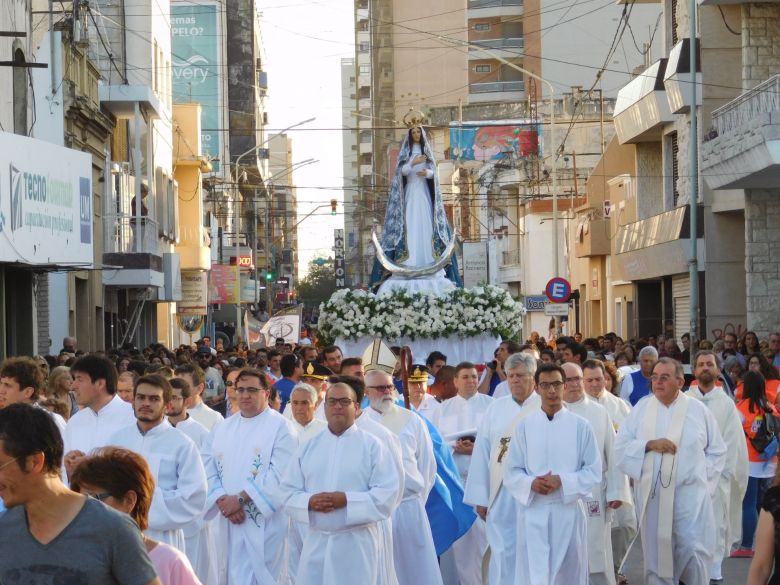 La Inmaculada Concepción caminó por las calles de la ciudad