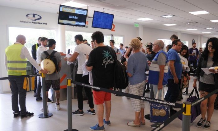 Arrancan los vuelos internacionales desde el aeropuerto de El Palomar