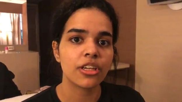 La joven saudita que huyó de su familia y se encerró en un hotel de Bangkok "obtiene estatus de refugiada"