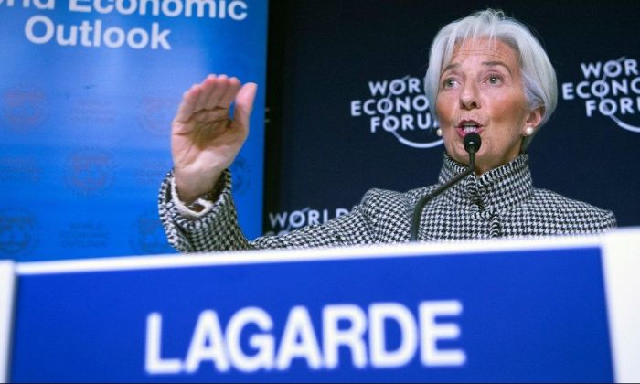 Desde Davos, el FMI avisa que la economía mundial crecerá menos de lo previsto este año
