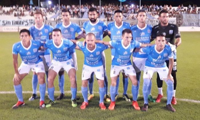 Estudiantes rompió el karma y avanza en la Copa Argentina
