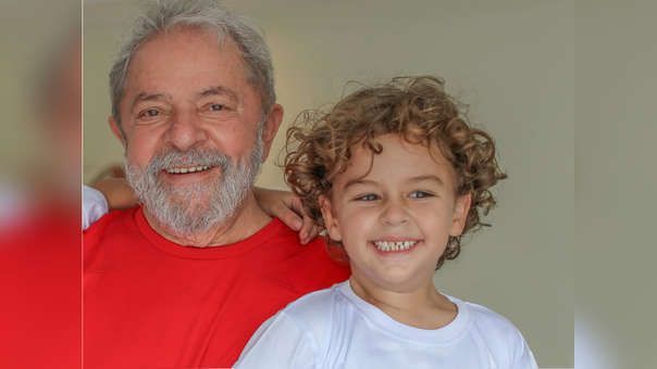 Lula da Silva salió de prisión para asistir al entierro de su nieto