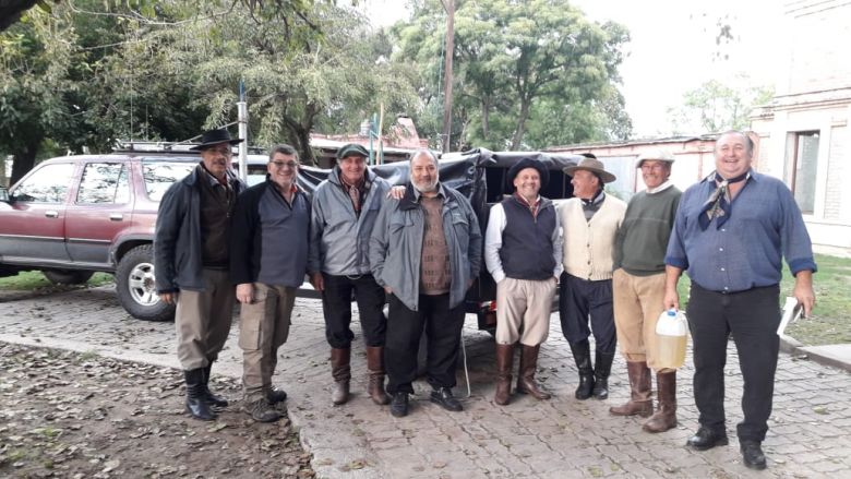 Jinetes de Tierra y Tradición realizan una cabalgata hasta La Rioja