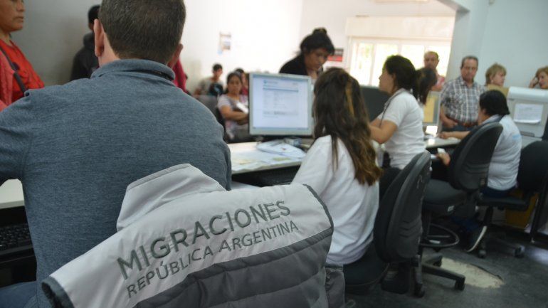 Por la cantidad de extranjeros en Río Cuarto, piden que Migraciones realice un operativo