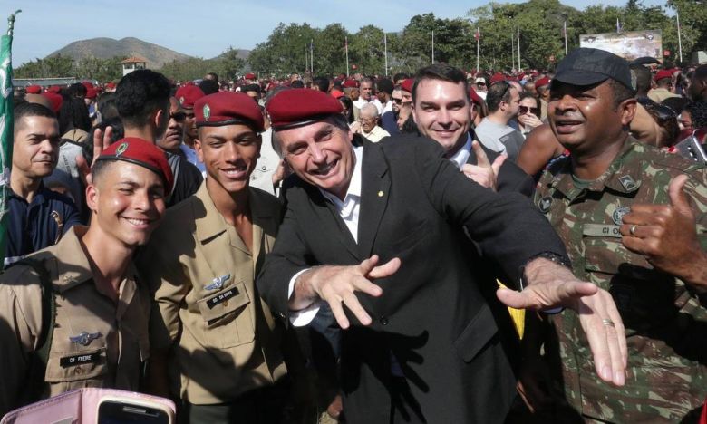La Justicia prohibió a Bolsonaro reivindicar el golpe de Estado de 1964