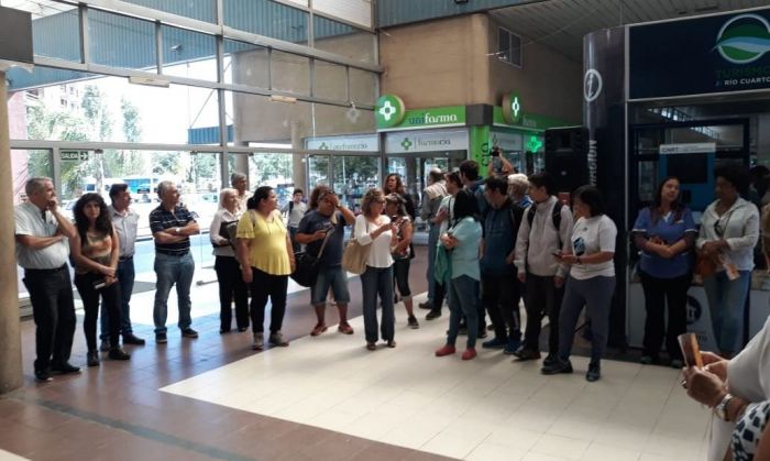 La Ópera Attaca rugió en la Terminal de Ómnibus de Río Cuarto