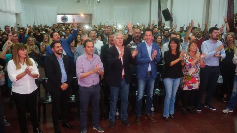 "Queremos ser un gobierno fuerte que acompañe con sensibilidad social el desarrollo productivo de Córdoba"