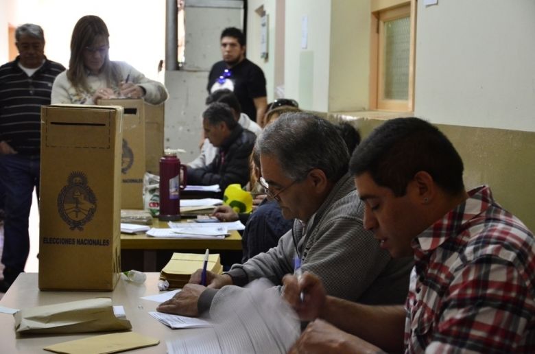 Más de 850 trabajadores estatales están en condiciones de votar en las elecciones del SEP