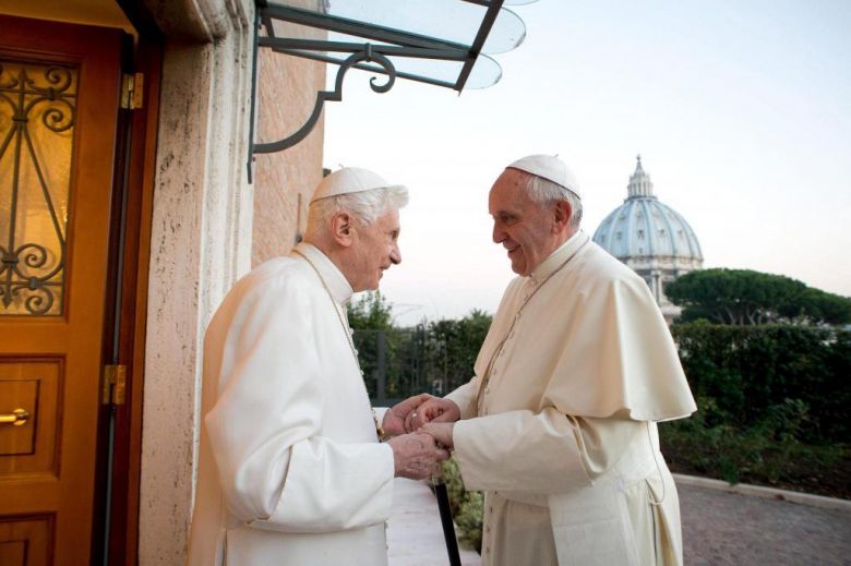 Benedicto XVI denuncia la histórica protección de la Iglesia a los religiosos pedófilos