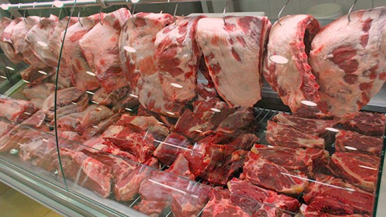 Carniceros de la ciudad aseguran que “no hay forma de vender el kilo de asado a 160 pesos"