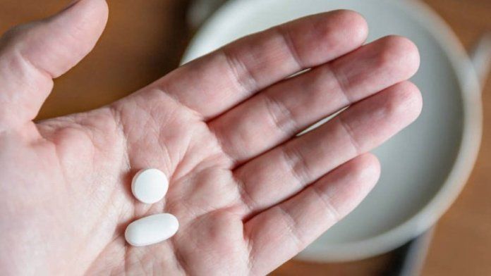 Alertan sobre los riesgos del uso de ibuprofeno: amplifica los efectos de bacterias como el estreptococo y agrava infecciones