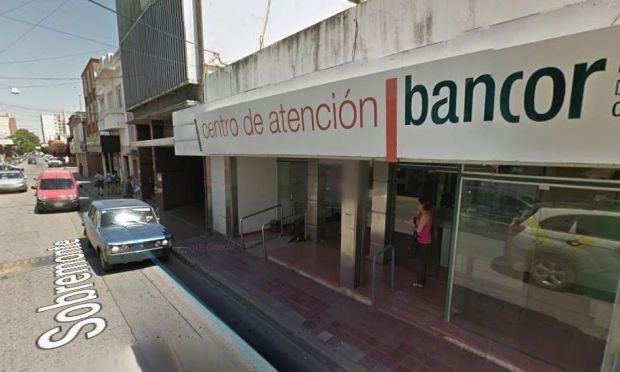 Encontraron a la persona que había perdido 30 mil pesos frente a un banco