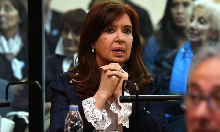 Autorizaron a Cristina Kirchner a no concurrir a las audiencias de su primer juicio por corrupción