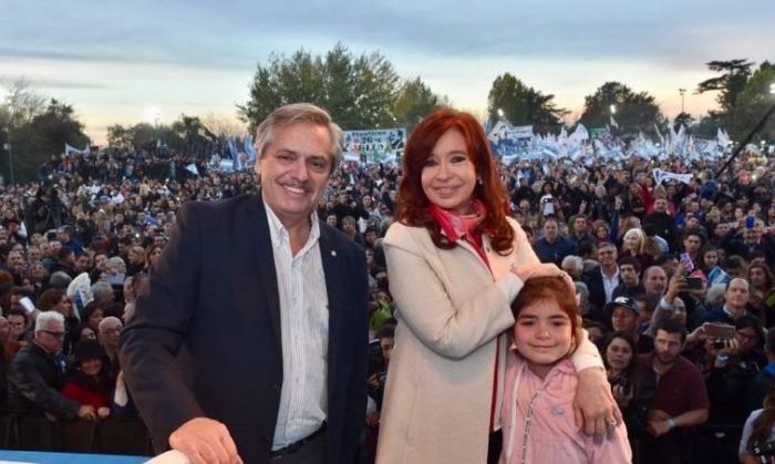 Fernández y CFK en Merlo: "El tiempo que se viene es el tiempo de todos"