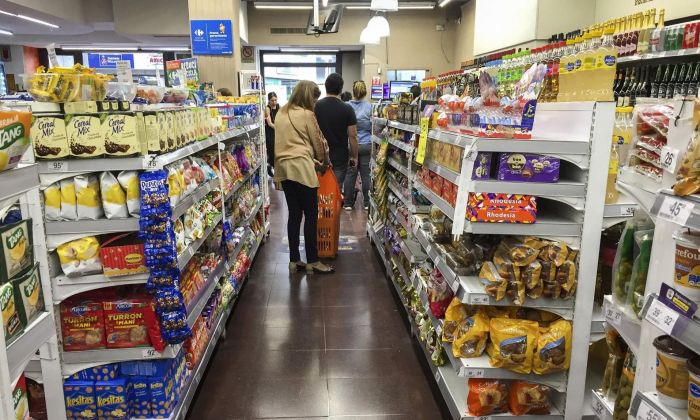 El consumo en centros de compra acumula nueve meses de caída