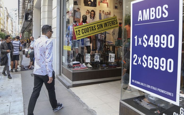 Nueva caída en las ventas minoristas: se contrajeron 14% interanual en mayo 