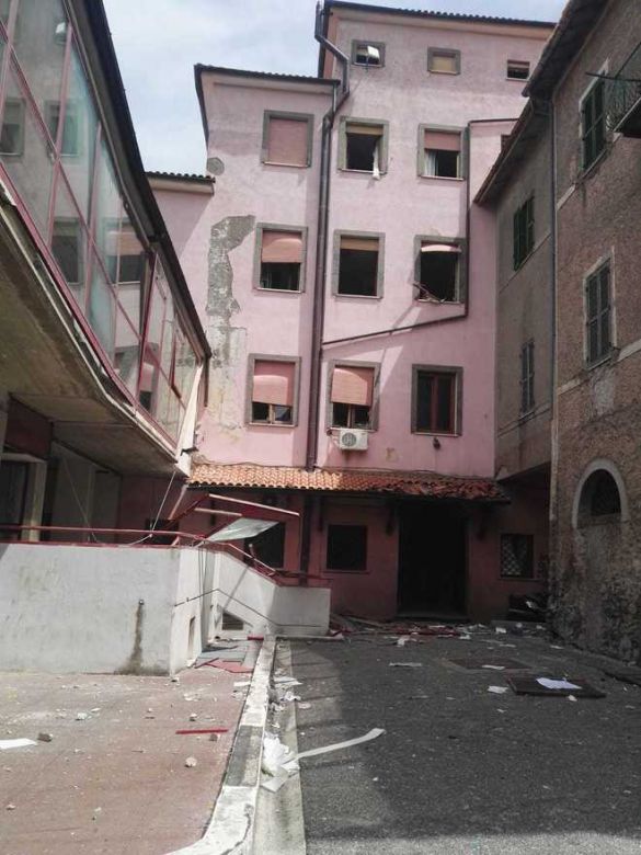 Explosión en Rocca di Papa: el alcalde y otras 8 personas resultaron heridas