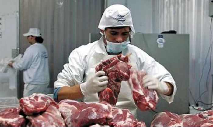 El sector de la carne aún no recupera los puestos perdidos tras los despidos de la ex Avex