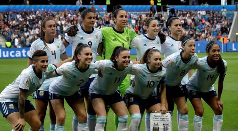 Argentina no pudo con Inglaterra