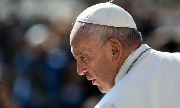 El Vaticano abre la puerta a la ordenación de hombres casados en zonas aisladas