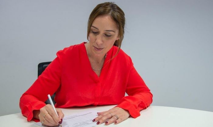 Vidal firmó la aceptación a su candidatura a gobernadora de Buenos Aires
