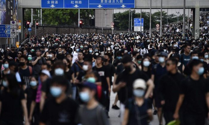 Hong Kong: miles de personas vuelven a protestar contra el gobierno y la polémica ley de extradición