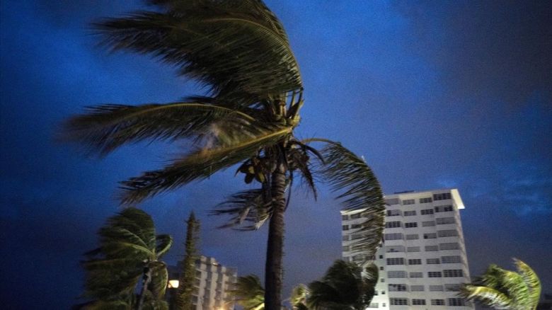 El huracán Dorian deja en Bahamas una "devastación sin precedentes"