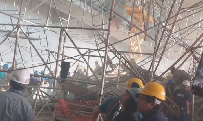 Derrumbe en una obra en el Aeropuerto de Ezeiza: hay 1 muerto y 13 heridos