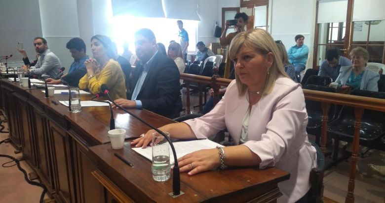 Marisa Fernández asumió como concejal en el oficialismo en reemplazo de Marcelo Bressan
