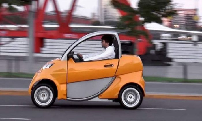 Llega el primer auto eléctrico argentino: se carga como un celular y recorre 100 kilómetros con $ 40