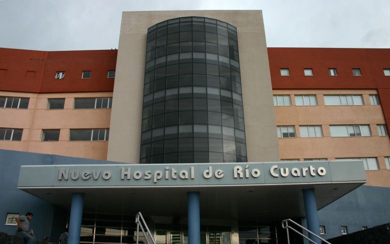 Desde el Hospital admitieron la falta de un cardiólogo infantil, pero niegan que los pacientes sean derivados a Córdoba