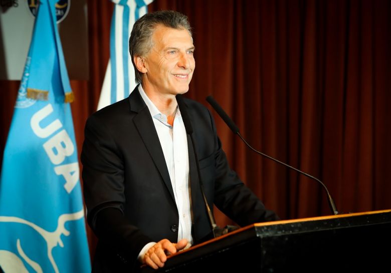 En campaña, Macri anunció la reforma del programa de becas Progresar