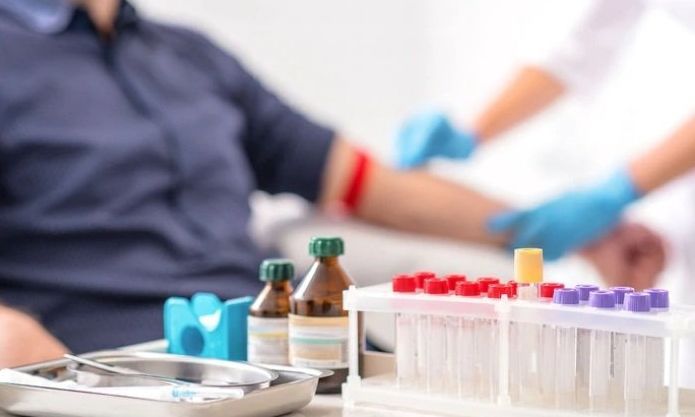 ¿Se termina el problema de la falta de dadores? Crearon sangre artificial que sirve para cualquier grupo sanguíneo