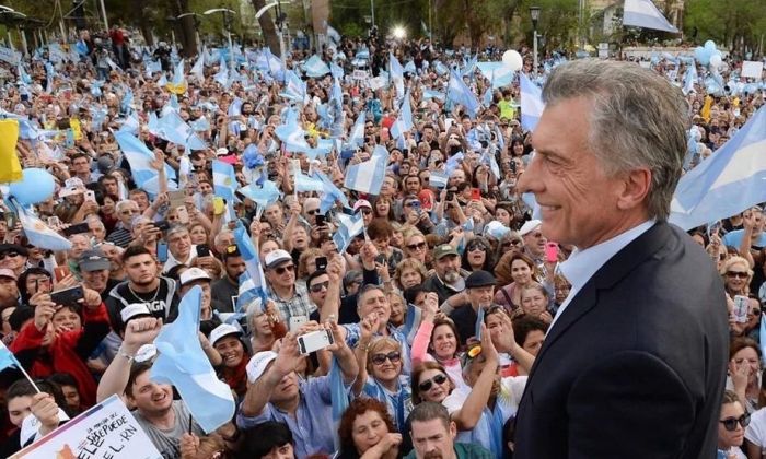 Mauricio Macri siguió el debate con Alberto Fernández: “Nuestros abuelos tienen celulares, tienen corazón, tienen fuerza”