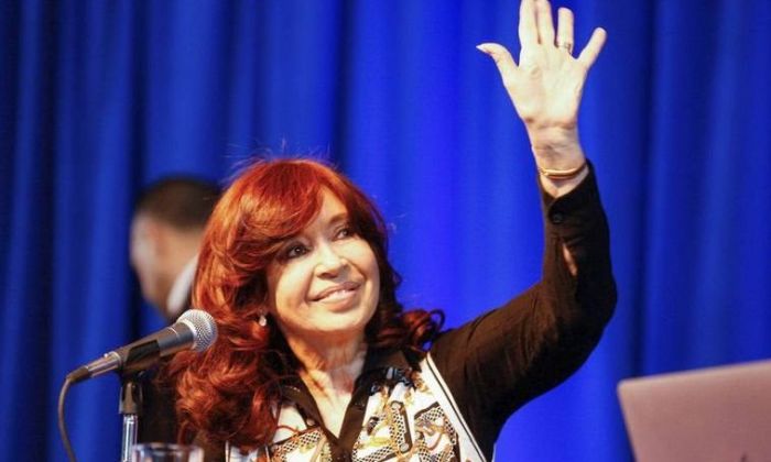 Cristina Fernández dijo que "la gente no quiere planes sino trabajo"
