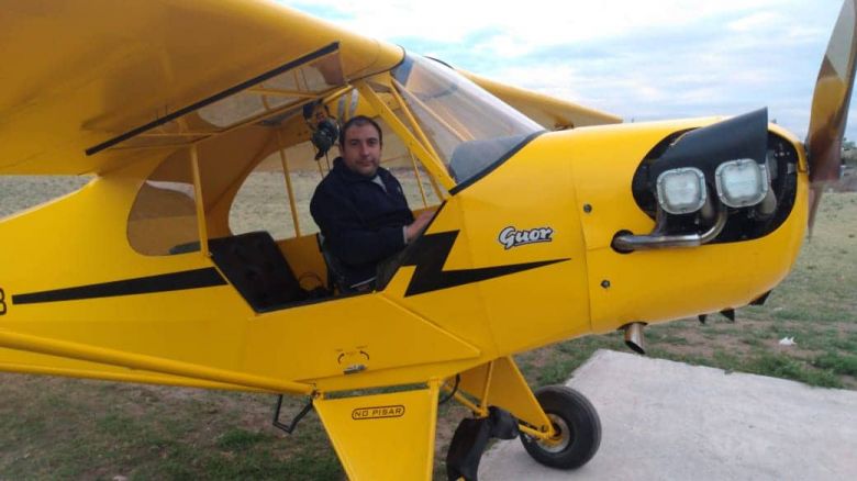 Villa Valeria: cumplió el sueño de fabricar su propio avión y ahora le dará un fin social