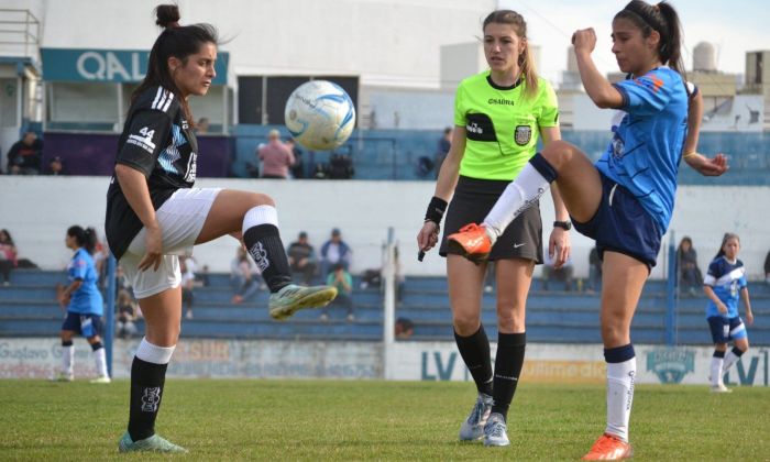 El fútbol femenino regional continúa creciendo
