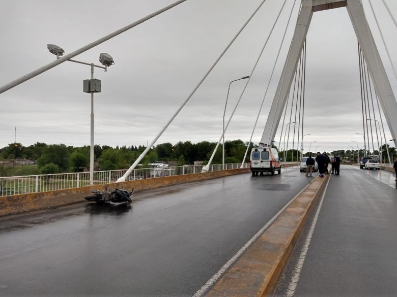 Accidente en el puente del Bicentenario 