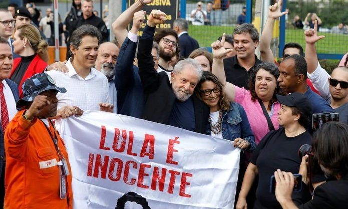 Lula da Silva quedó en libertad