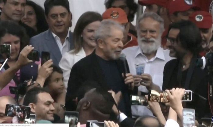 Las primeras palabras de Lula libre: “Trabajaron para criminalizar a la izquierda”