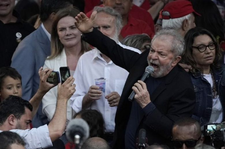 Lula: "Duermo con la conciencia tranquila de los hombres justos"