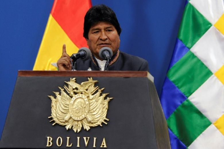 Evo Morales renunció a la Presidencia de Bolivia "por el bien del país"