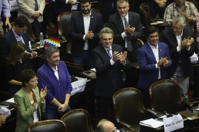 Diputados: con mayoría opositora se aprobó el repudio al golpe de Estado en Bolivia