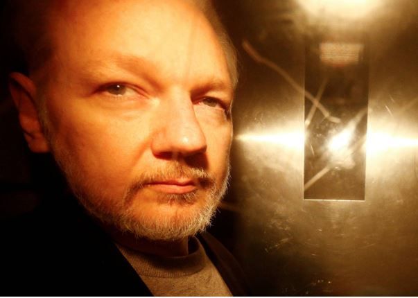 La justicia sueca archiva la investigación por violación contra Assange