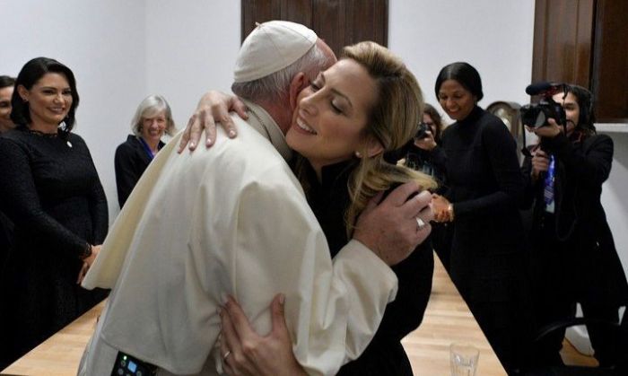 Fabiola Yáñez se reunió con el Papa Francisco: “Esperamos que el primer lugar al que vaya sea Argentina”