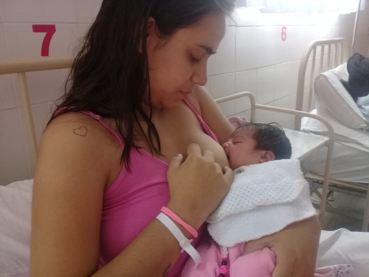 Ema es la primera bebé del 2020 en Río Cuarto